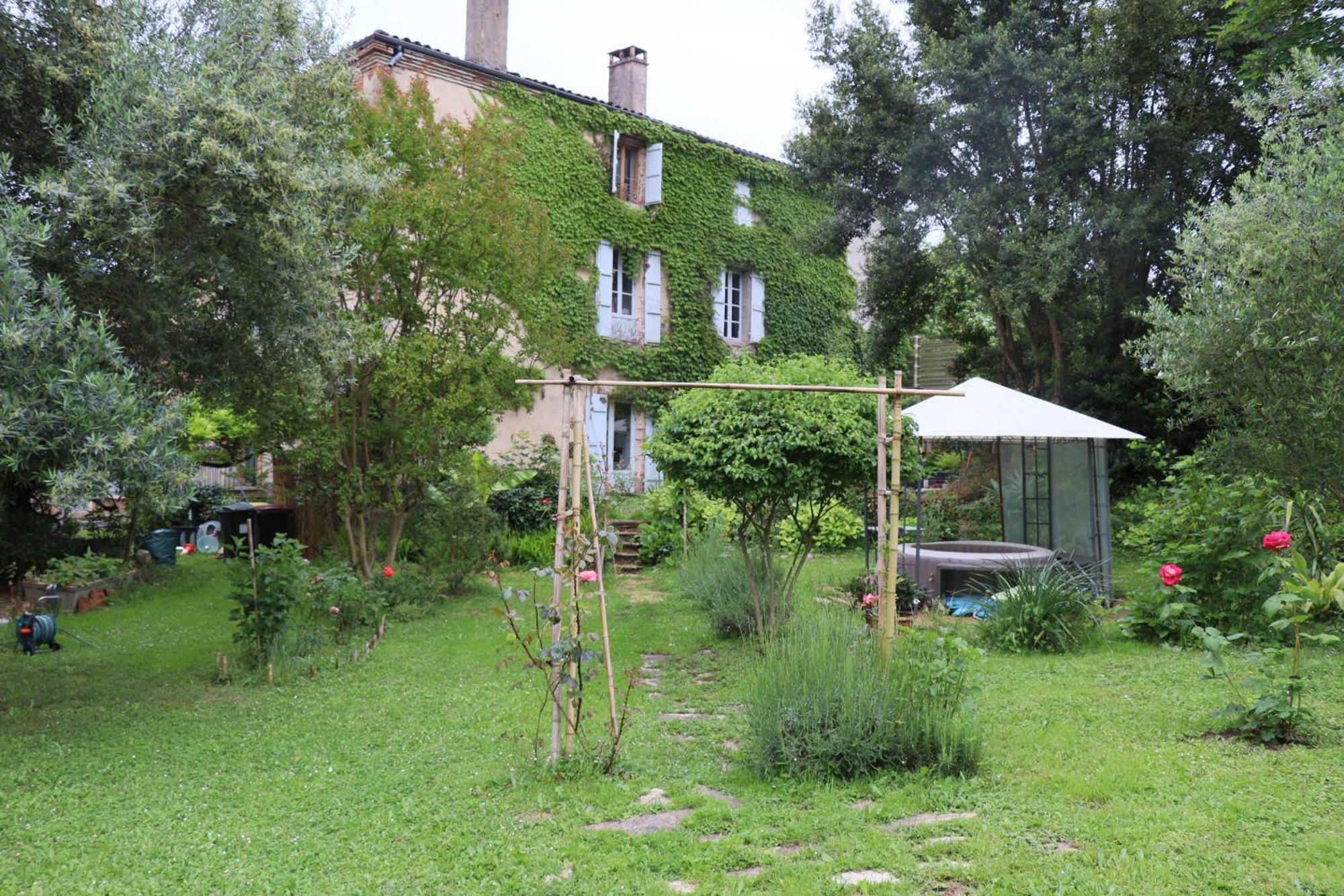 Bed and Breakfast Au Jardin Moissac Esterno foto